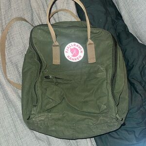 Fjallraven Kanken Adult Backpack in Green